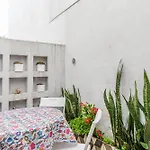 Centre, Beautiful 85m2 Apartment, T2 With Patio, Ground Floor No Step *