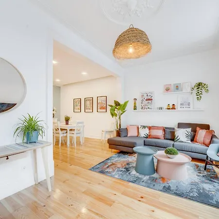 公寓 Centre, Beautiful 85m2 Apartment, T2 With Patio, Ground Floor No Step 卡斯凯什