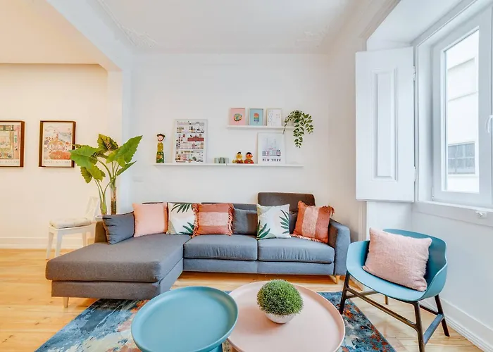Centre, Beautiful 85m2 Apartment, T2 With Patio, Ground Floor No Step Apartamento *