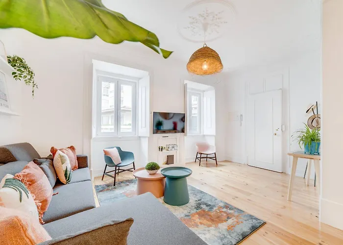 Centre, Beautiful 85m2 Apartment, T2 With Patio, Ground Floor No Step Apartamento *